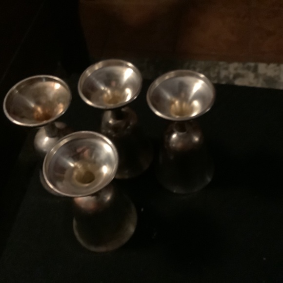 Cups - Picture 2 of 3